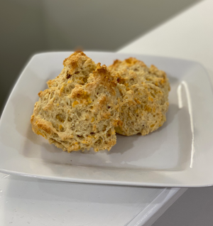 Gluten-Free Cheddar Biscuits thumbnail